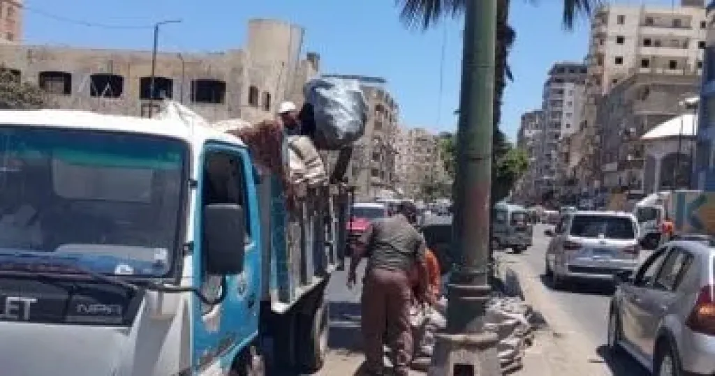 حملة أمنية موسعة ضد النباشين بالعامرية غرب الإسكندرية