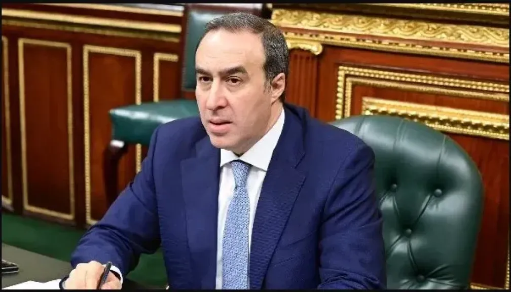 للمرة الثانية .. المستشار احمد مناع اميناً عاما لمجلس النواب