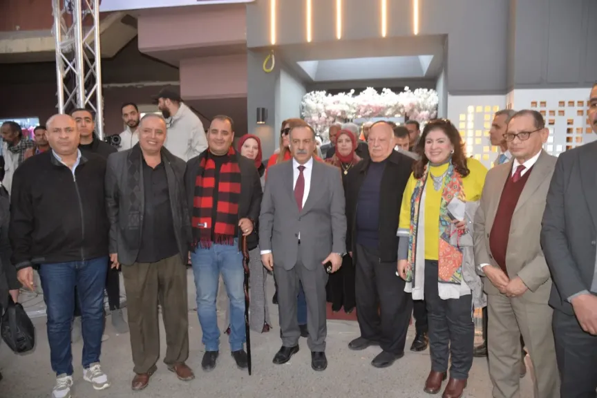 محافظ أسيوط يفتتح معرض وبازار ”كيان”