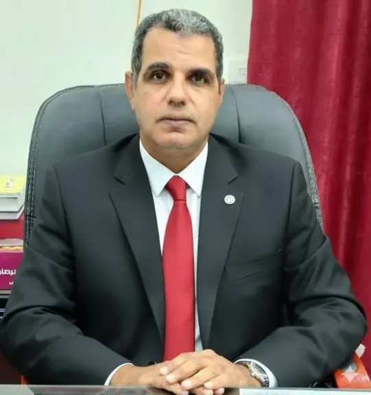 ضبط 30 شيكارة سماد يوريا مدعم و500 لتر سولار داخل محطة بدون ترخيص بإيتاى البارود