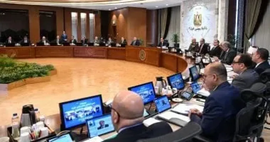 رئيس الوزراء يتابع الموقف التنفيذى لمدينة المعرفة بالعاصمة الجديدة