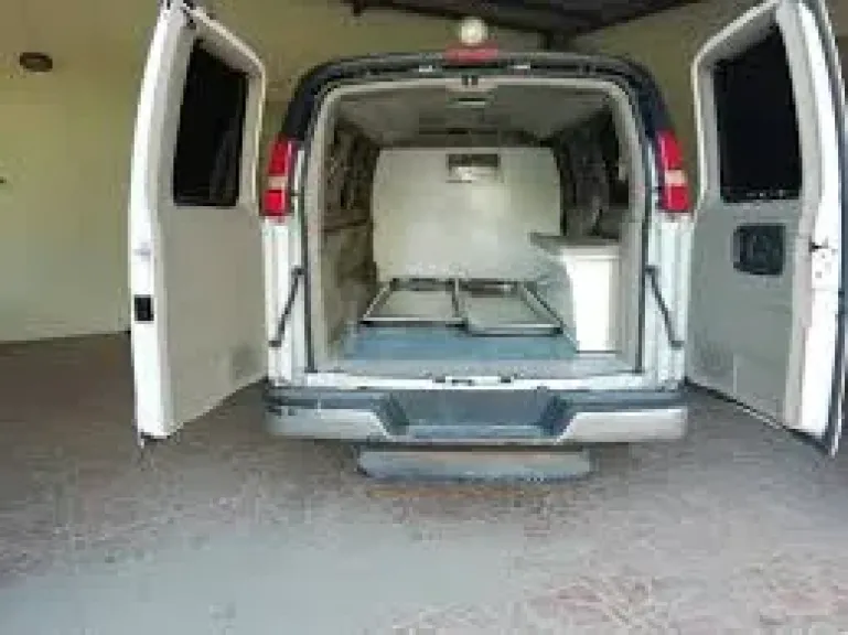 شروط ترخيص سيارات نقل الموتى وفق قانون المرور