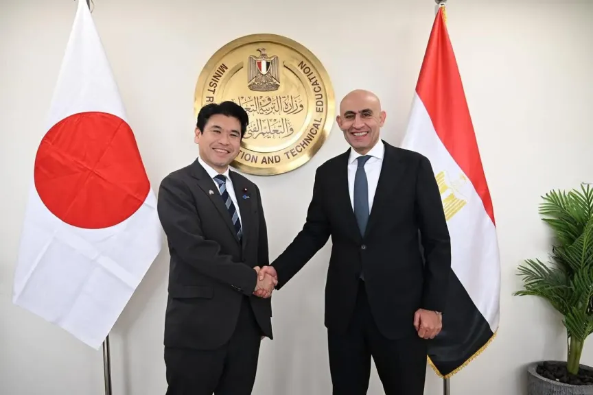 وزير التربية والتعليم يبحث مع نظيره الياباني آفاق جديدة للتعاون التعليمي