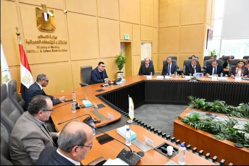 وزير الإسكان يتابع الموقف التنفيذي لمشروعات المرحلة الأولى بالمبادرة الرئاسية ”حياة كريمة”