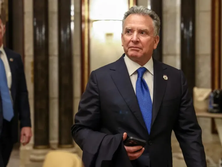 وصول جميع أعضاء اللجنة الوطنية الفلسطينية لإدارة قطاع غزة لمصر وبدء اجتماعاتها لدخول القطاع