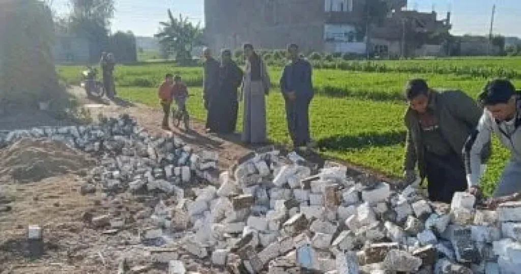 محافظ سوهاج: إزالة حالة فورية للتعدى على الأراضي الزراعية بمركز طهطا