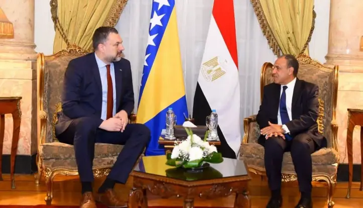 وزيرا الخارجية المصري والبوسني يبحثان سبل تعزيز العلاقات الثنائية والتطورات الإقليمية والدولية