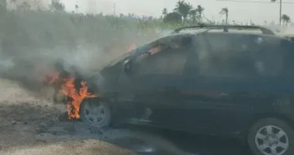 السيطرة على حريق نشب فى سيارة ملاكى بقنا