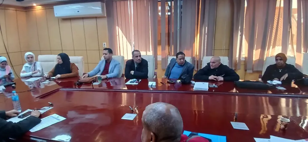 ”.. صحة أسيوط تبحث آليات خفض معدلات الولادات القيصرية