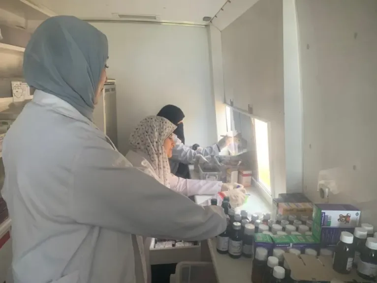 الكشف على 683 مواطنًا خلال قافلة طبية مجانية بقرية واقد بكوم حمادة |صور