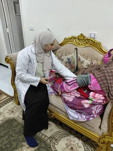 صحة الشرقية: 90 ألف زيارة منزلية لكبار السن وذوي الهمم خلال 69 أسبوعا | صور