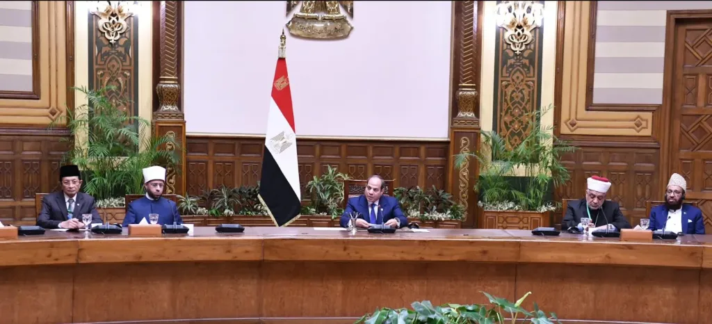 الرئيس السيسي يستقبل الوزراء ومفتي الدول ورؤساء المجالس الإسلامية المشاركين في مؤتمر ”الأعلى للشئون الإسلامية”