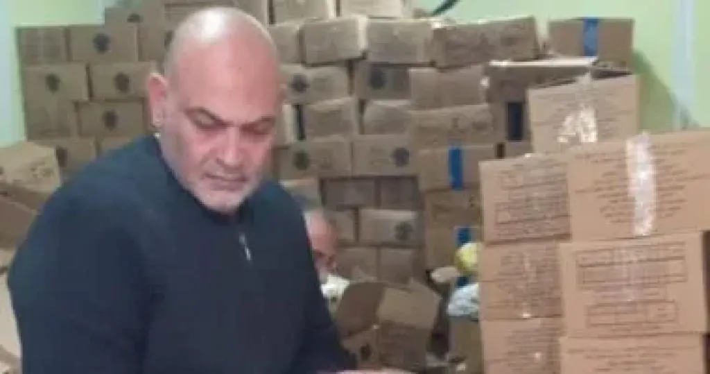 ضبط 4.5 طن بانيه واستربس ومصنعات دواجن غير صالحة للاستهلاك بالعبور