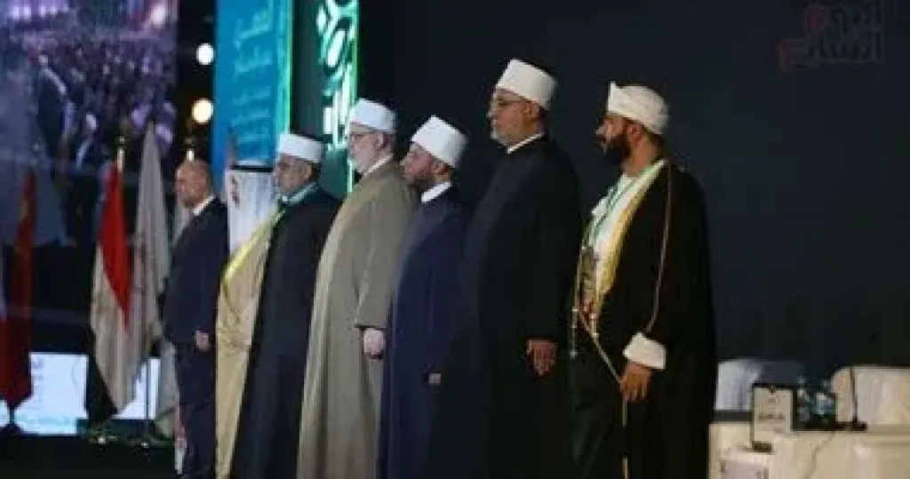 رئيس المجلس الأعلى للشئون الإسلامية بالبحرين: العمل في الإسلام رسالة حضارية وأخلاقية في عصر الذكاء الاصطناعي