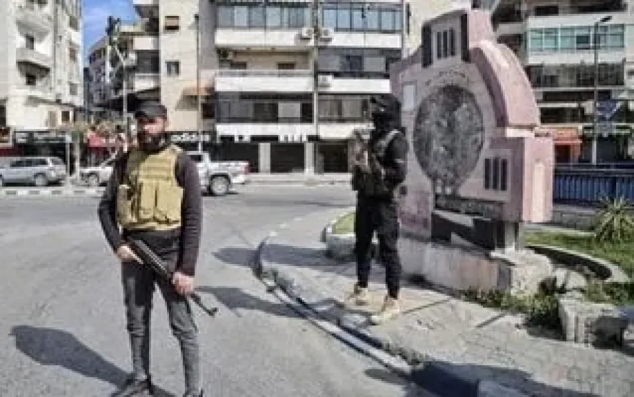 الداخلية السورية: القبض على 81 عنصرا من تنظيم داعش فروا من سجن الشدادي فى سوريا