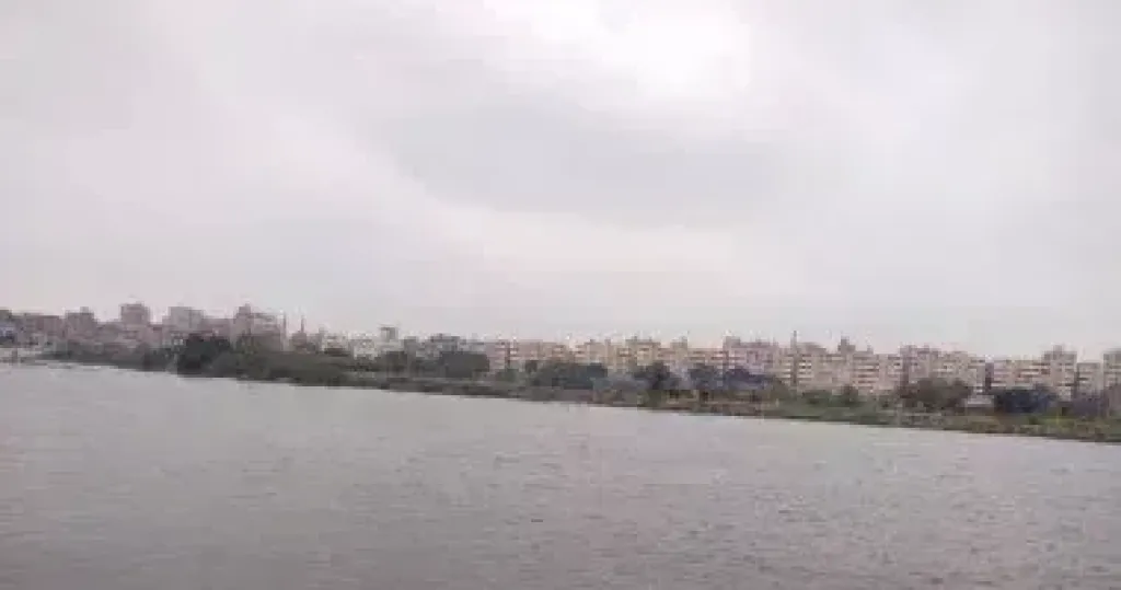 حالة الطقس.. تكاثر السحب الساعات المقبلة وأمطار بهذه المناطق