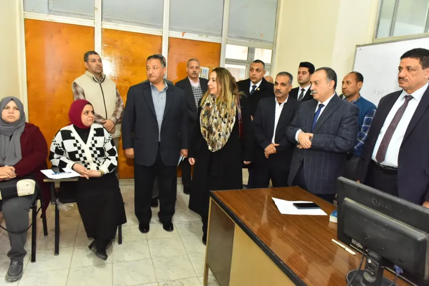 محافظ أسيوط ونائب وزير الاتصالات يشهدان جلسة تفاعلية حول استراتيجية الدولة للتطوير