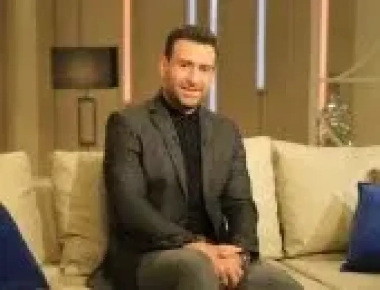 وفاة والدة نضال الشافعى وتشييع جنازتها بعد صلاة الظهر من 6 أكتوبر اليوم