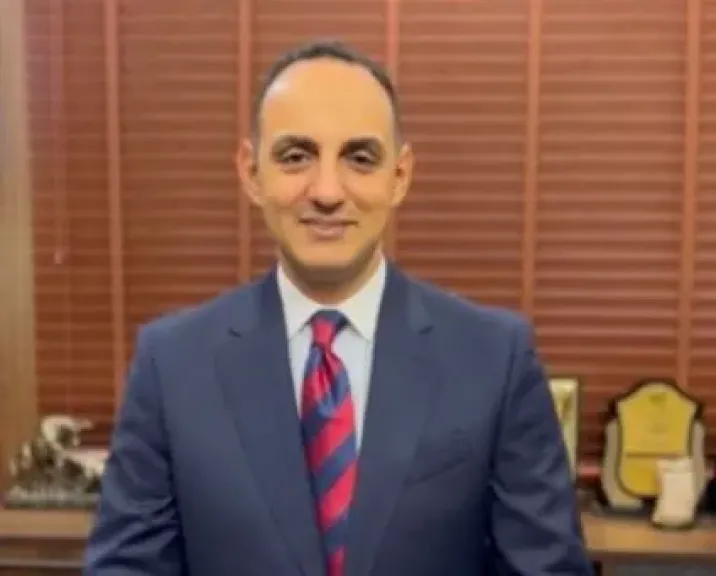 محمد عبد الوهاب: الذهب يظل الملاذ الآمن في ظل اضطراب الاقتصاد العالمي وتراجع الثقة في الأصول الخطرة