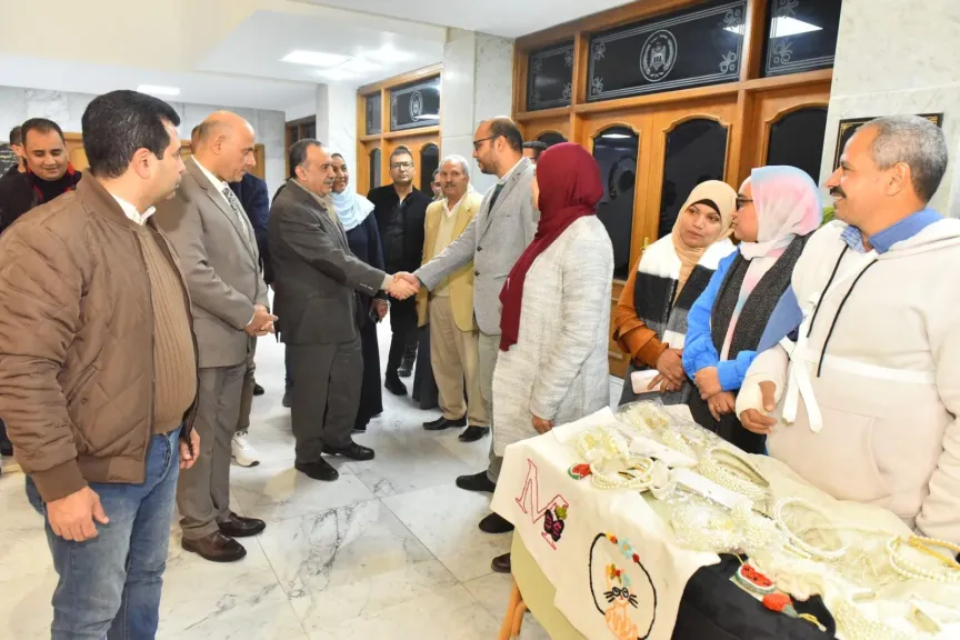 محافظ أسيوط يشهد تسليم مشروعات إنتاجية ضمن مكون التمكين الاقتصادي