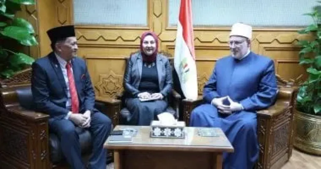 وكيل الأزهر يستقبل وزير الشؤون الدينية بولاية صباح الماليزية لبحث سبل التعاون