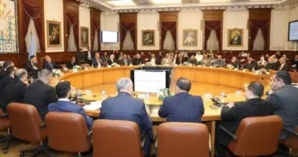 محافظ القاهرة يبحث مع نواب البرلمان الجدد سبل تلبية احتياجات المواطنين