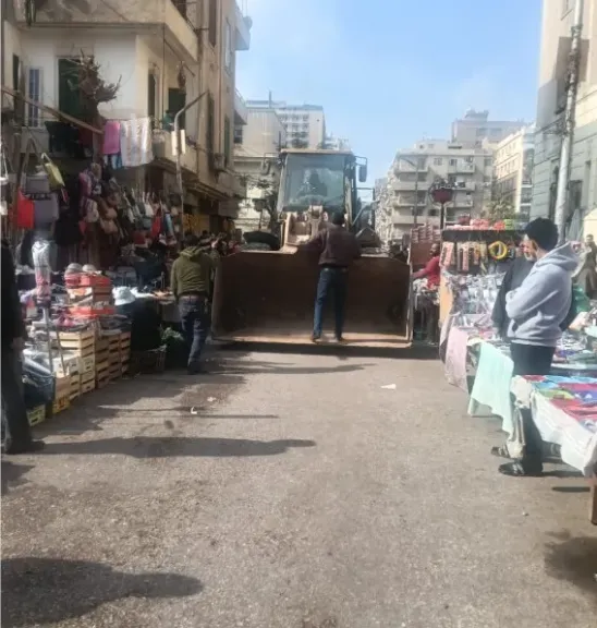 حملة مكبرة لإزالة الإشغالات بحي السيدة زينب تنفيذًا لتوجيهات محافظ القاهرة |صور