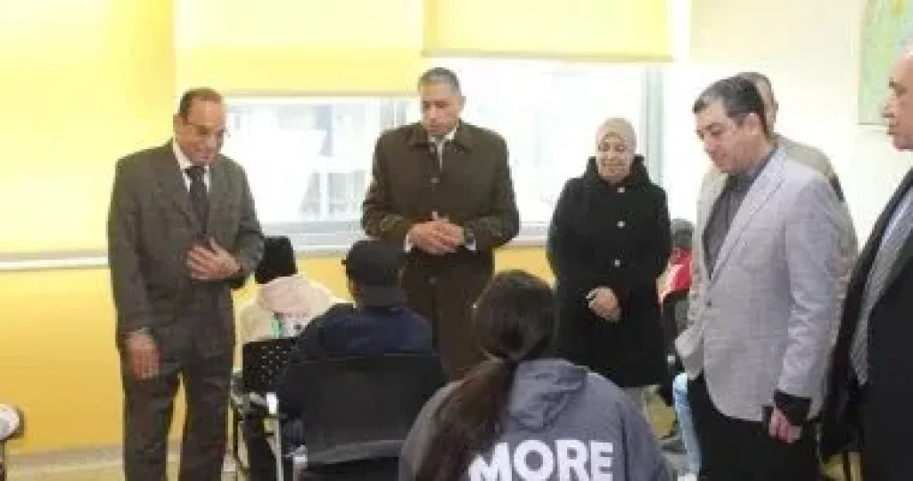 مدير تعليم الجيزة يطمئن على طلاب الإعدادية بمستشفى 57357 ويتابع سير الامتحانات