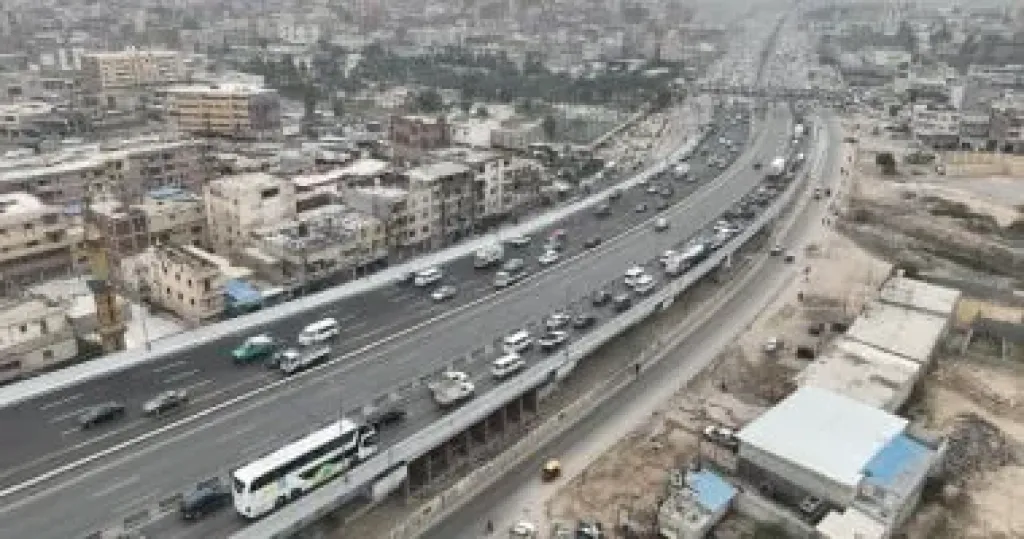 تشغيل تجريبي لكوبري العامرية بالإسكندرية بعد توسعته ليتكامل مع القطار السريع