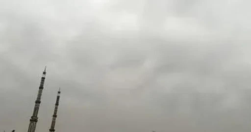 الأرصاد: غطاء سحابى يحجب الشمس وفرص أمطار ببعض المناطق وأتربة عالقة