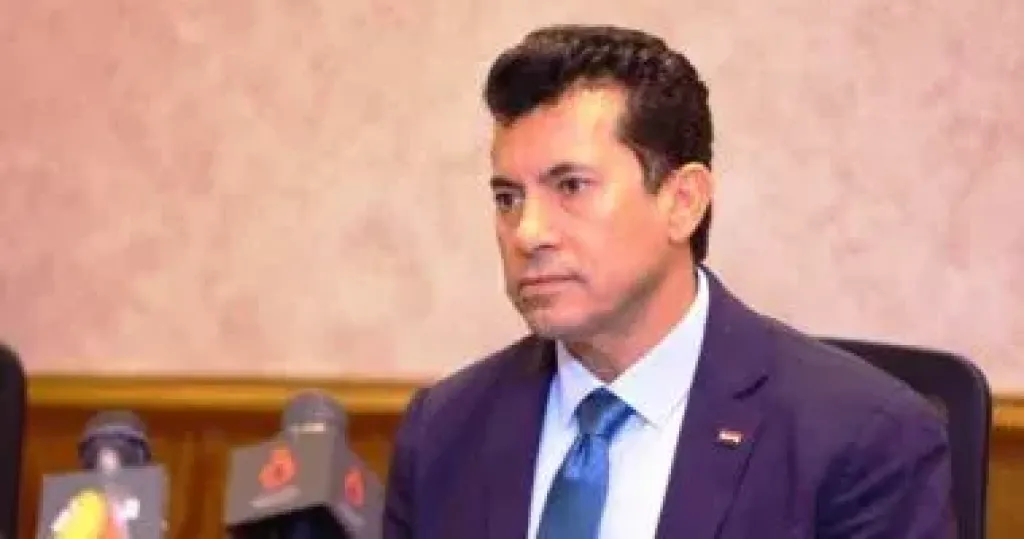 أشرف صبحى: التغيرات المتسارعة أبرز مشكلات الشباب