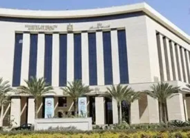 «الصحة» تبحث مع سفارة بريطانيا التوسع في ملف الاستثمار الصحي وتطوير البنية التحتية