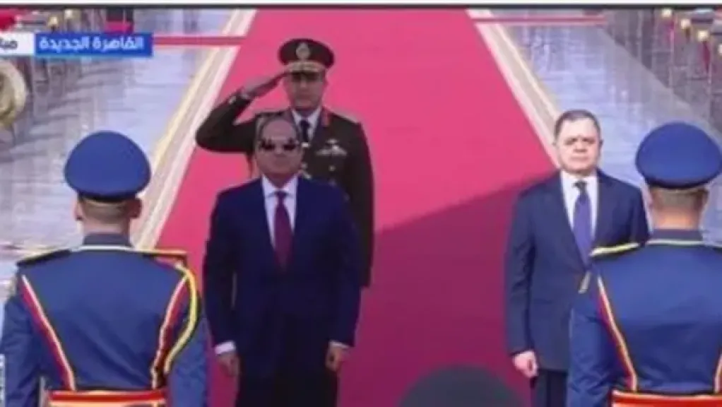 شاهد.. وصول الرئيس السيسى إلى أكاديمية الشرطة لحضور الاحتفال بعيد الشرطة
