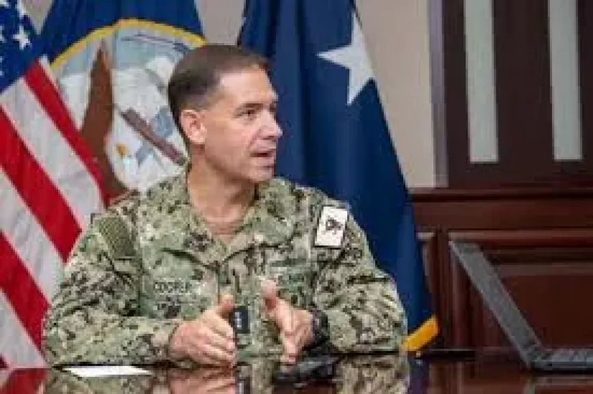 قائد القيادة المركزية الأمريكية يصل إلى إسرائيل