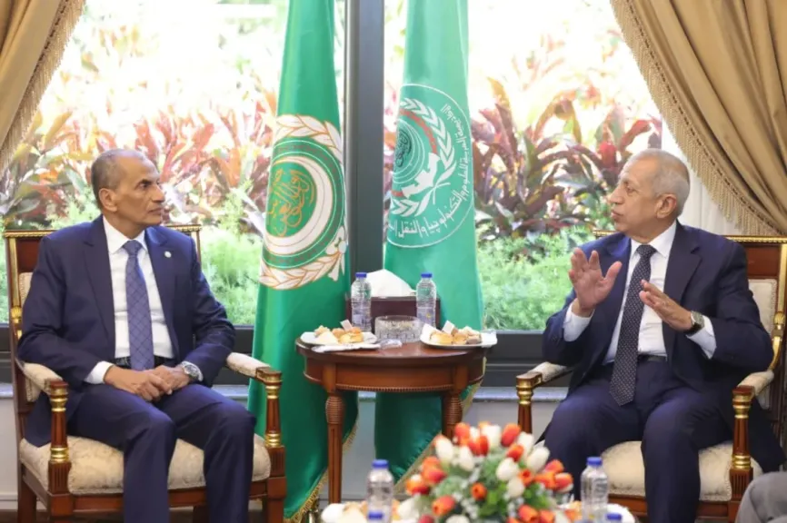 رئيس الأكاديمية يستقبل وزير التعليم العالي والبحث بدولة جيبوتي بمقر الأكاديمية العربية الرئيسي بأبوقير