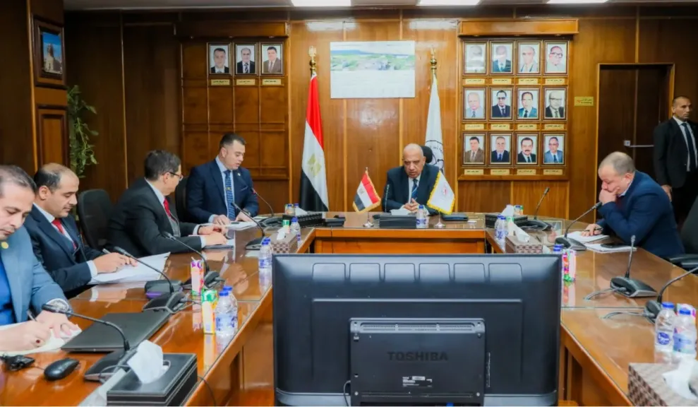 وزير الكهرباء يجتمع برئيس هيئة المحطات النووية والقائمين على مشروع الضبعة بالعباسية