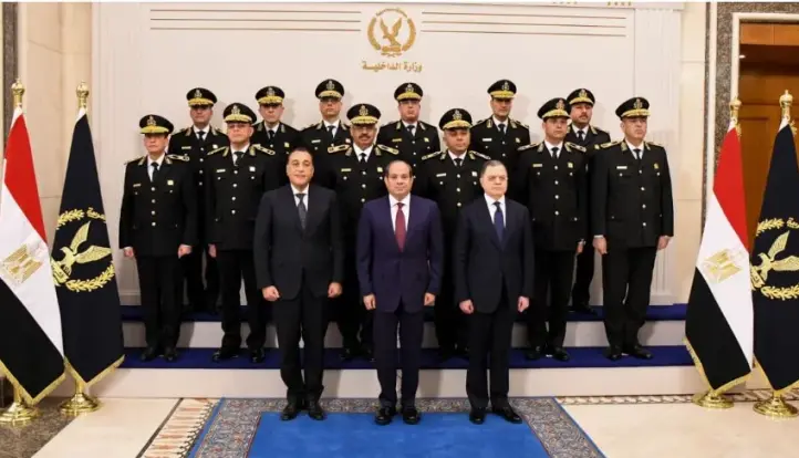 المتحدث الرئاسي ينشر صور الرئيس السيسي خلال الاحتفال بالذكرى الـ74 لعيد الشرطة