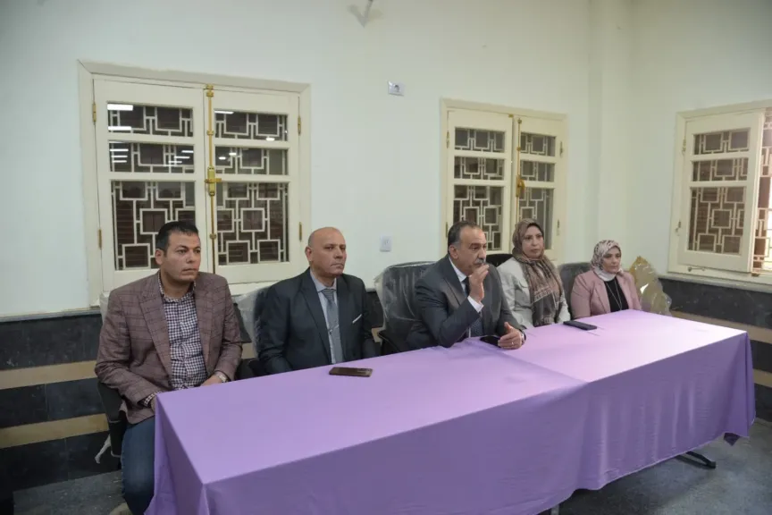 محافظ أسيوط يلتقي أهالي بني رافع بمنفلوط ويؤكد مواجهة الظواهر السلبية وخدمة