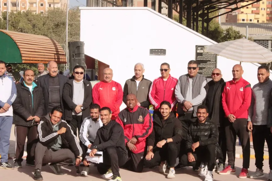 نائب رئيس جامعة أسيوط يتفقد المعسكر الكشفي لطلاب كلية علوم الرياضة