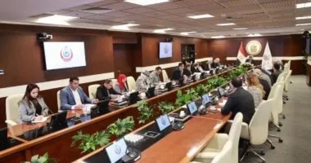 وزير الصحة: الدولة حريصة على التوسع في الاستثمار الدوائي لتلبية احتياجات السوق