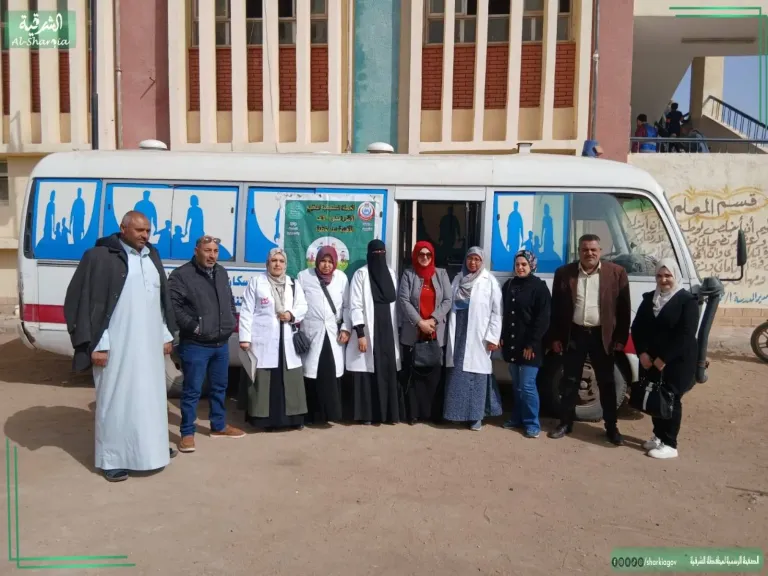 بيطرى الشرقية يُنظم قافلة طبية بيطرية مجانية بقرية أبو شوشة بالحسينية