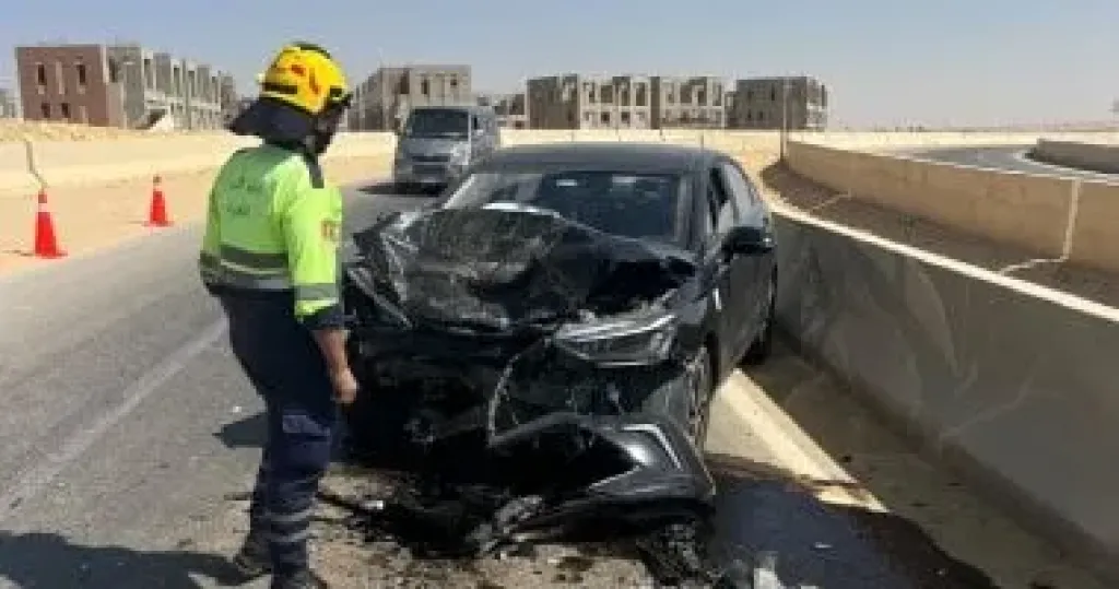 إصابة 6 أشخاص إثر انقلاب ميكروباص فى الصف