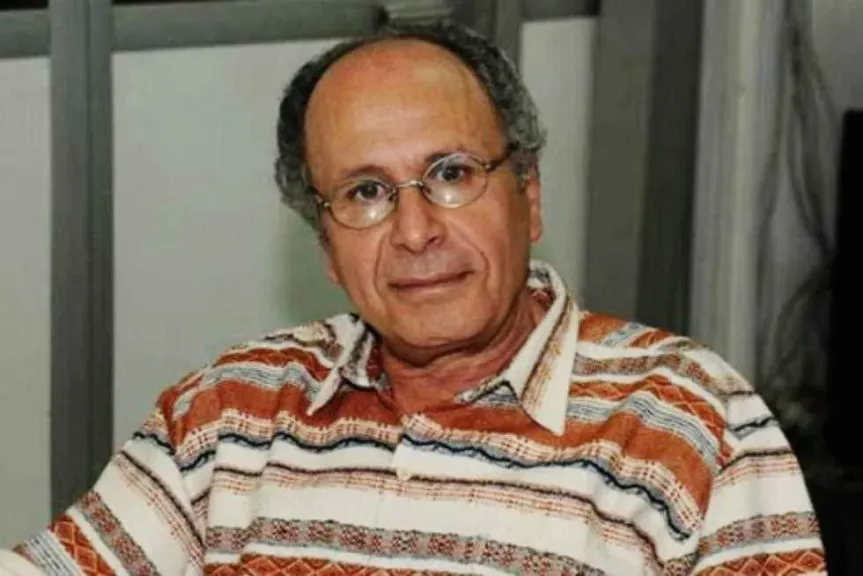 ماذا قال الشاعر جمال القصاص بعد جدل غياب الجمهور عن ندوته بمعرض الكتاب؟