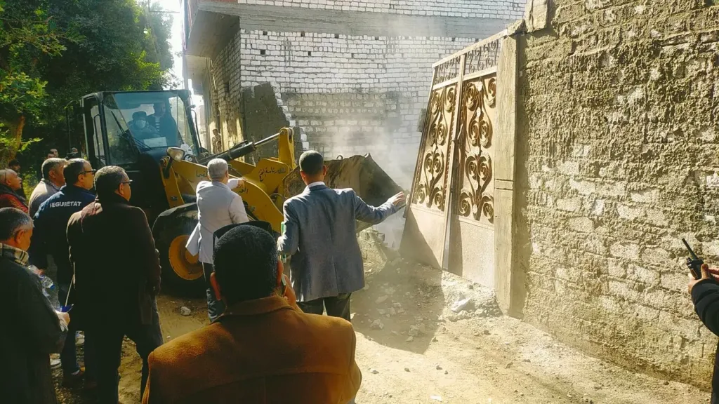 محافظ أسيوط: تنفيذ 39 حالة إزالة في 7 مراكز وحيين ضمن المرحلة الأولى