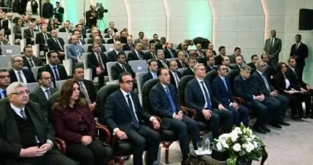 رئيس الوزراء يشهد افتتاح مستشفى كليوباترا التجمع (سكاي)