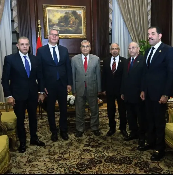 رئيس مجلس الشيوخ يستقبل المهندس كريم بدوي وزير البترول لتعزيز التعاون |صور