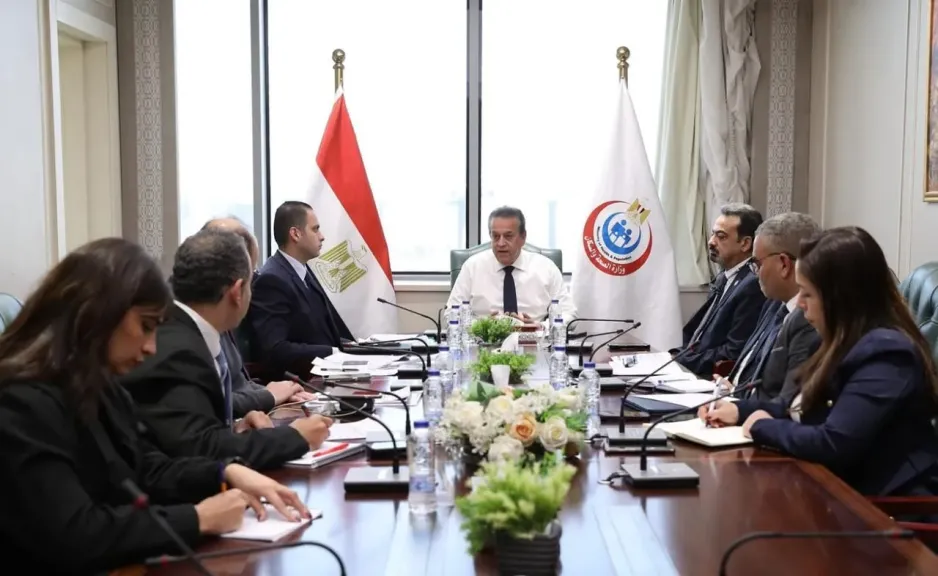 وزير الصحة يبحث حوكمة نفقة الدولة والتأمين الصحي لتسريع خدمة المرضى