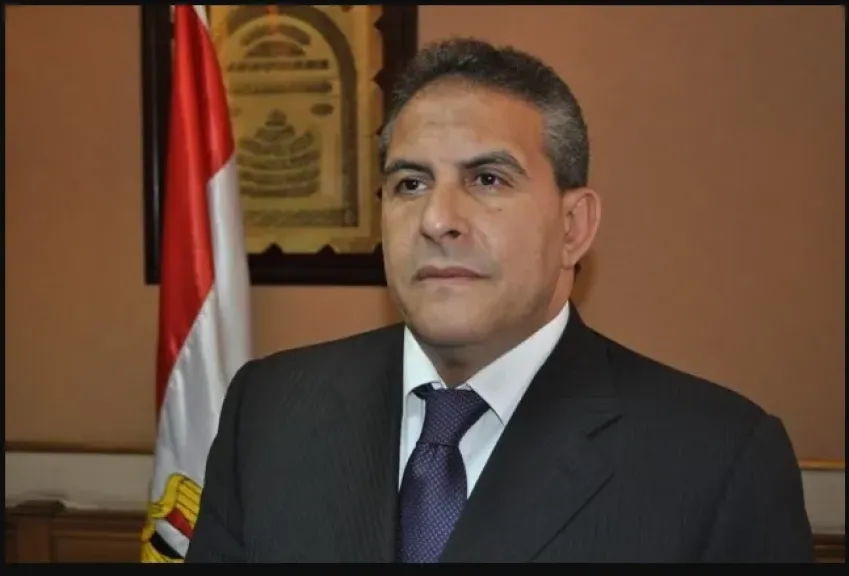 طاهر ابو زيد يعلن تأييده للدكتور السيد البدوى