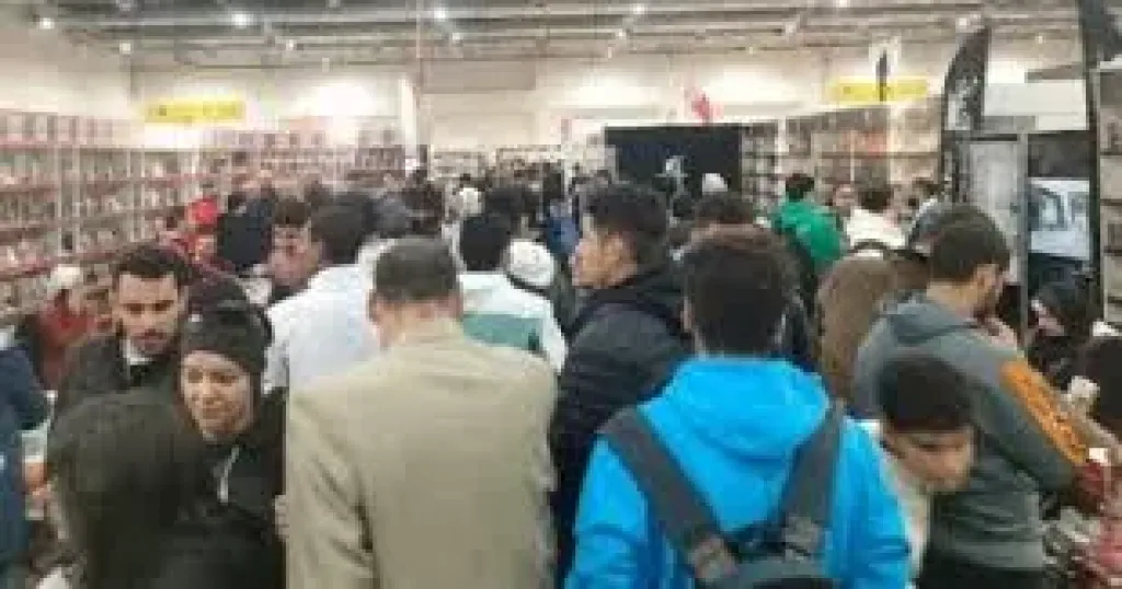 معرفة بلا حواجز، رحلة في عالم الكتب بين سور الأزبكية وشارع النبي دانيال