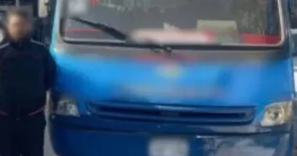 القبض على سائق نقل جماعى تحرش بسيدة وسرق حقيبتها فى مدينة نصر